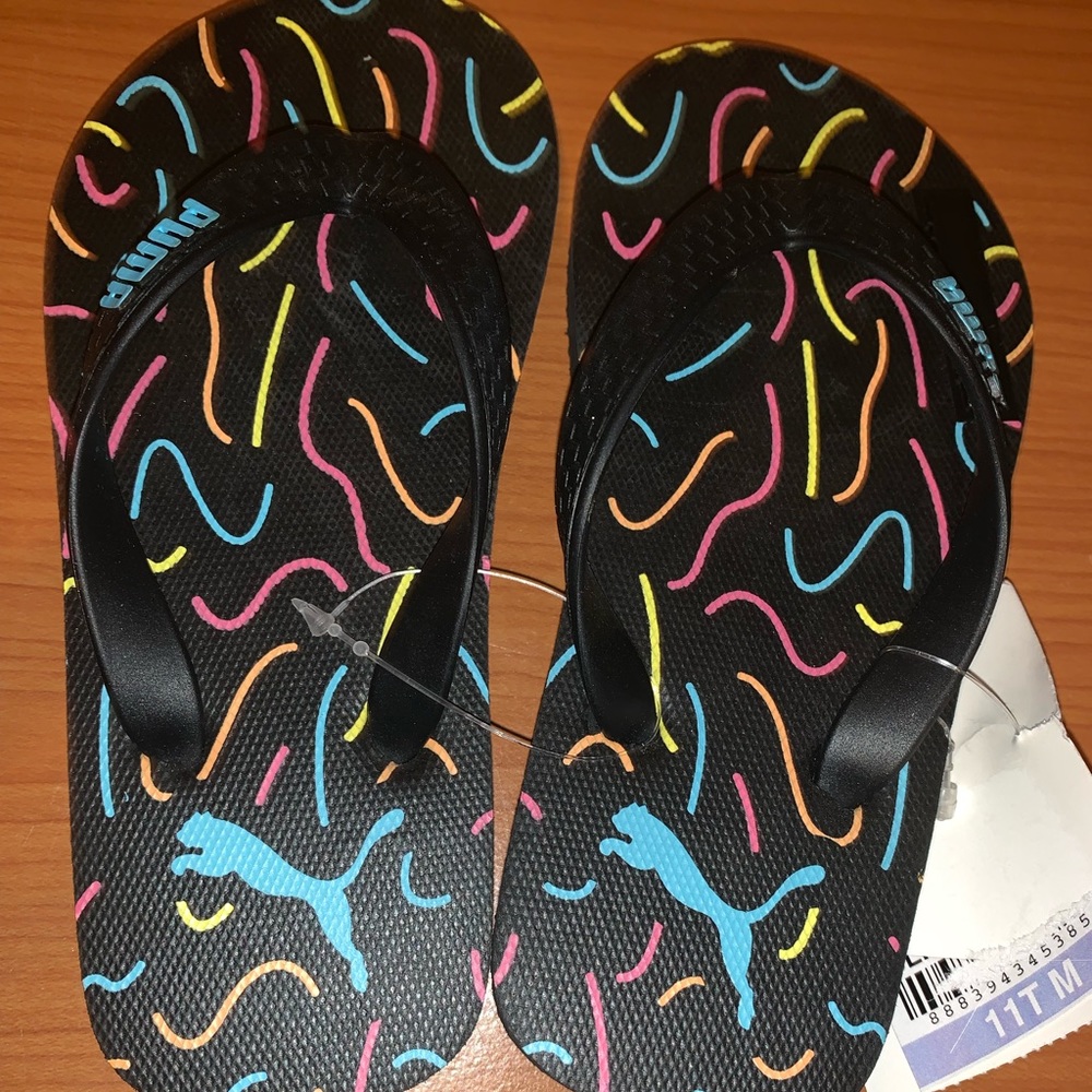 Puma flip flops for kids